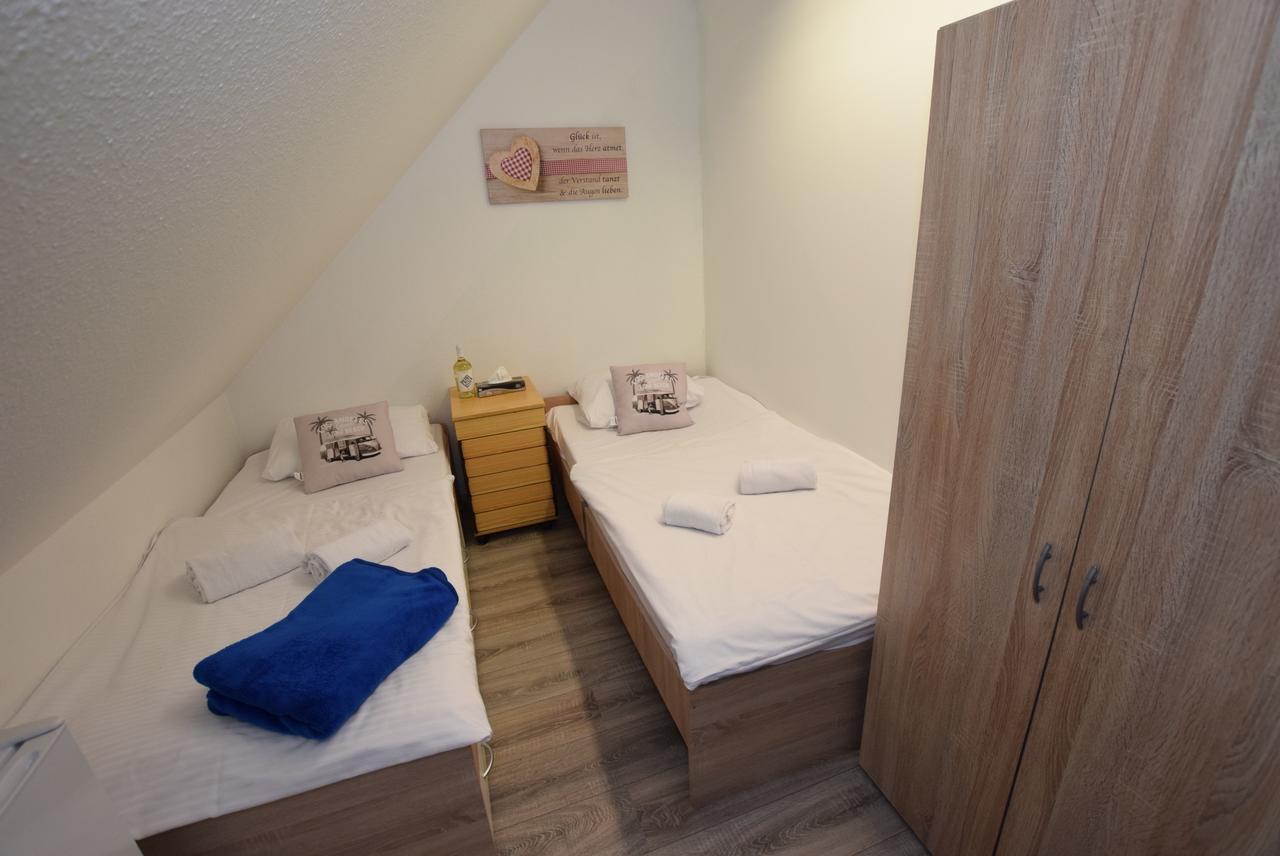Monteurzimmer Kirchheim-Teck Kirchheim unter Teck Exterior foto